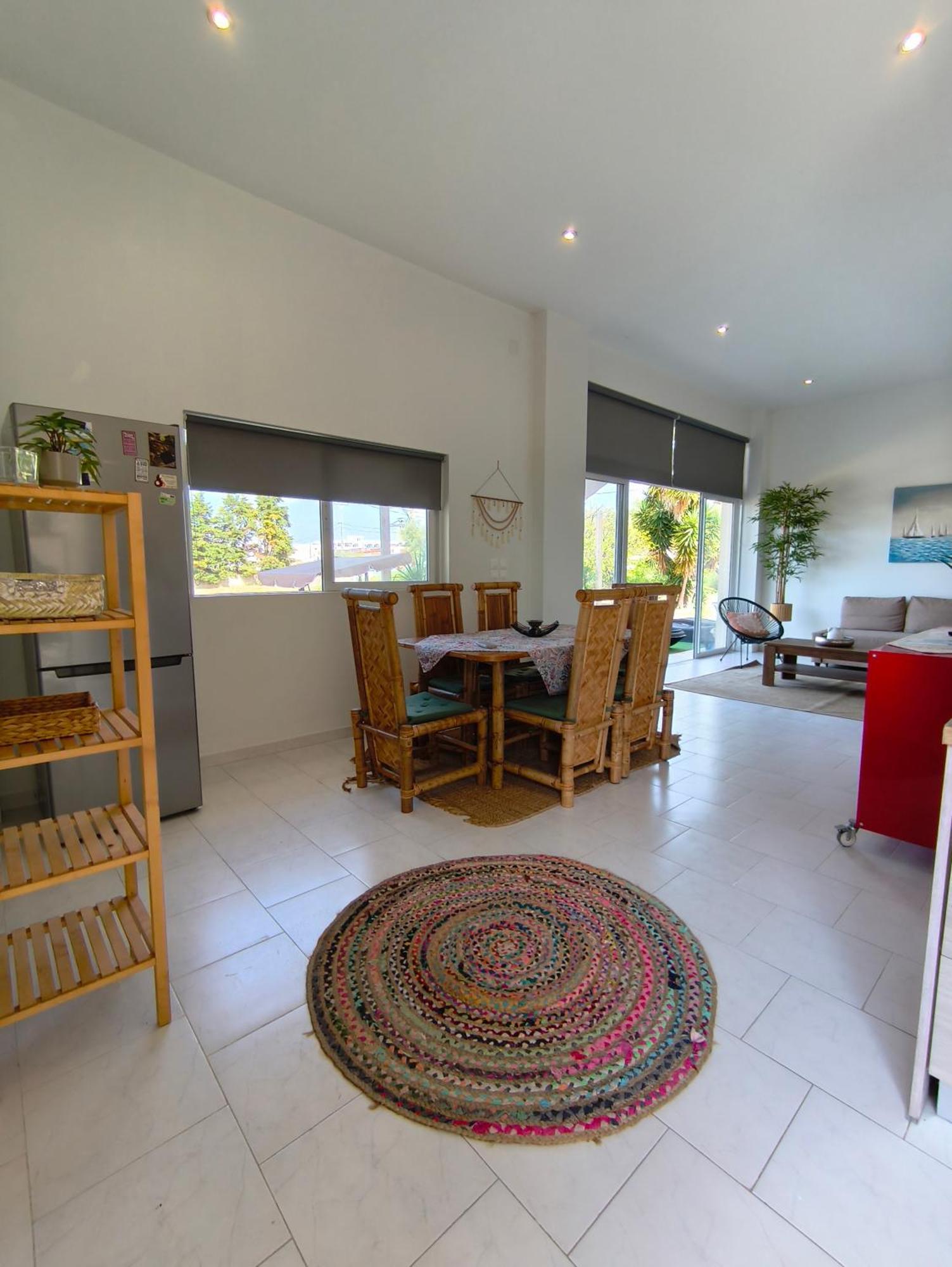 Spacious Beach House Theologos Eksteriør bilde